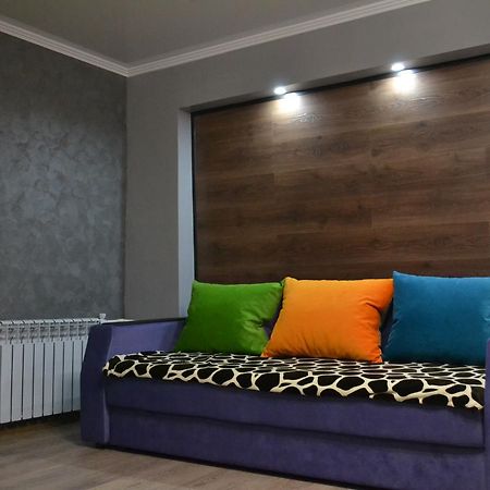 Хай-Тек Апартаменты В Центре По Гоголя51 Karagandy Dış mekan fotoğraf